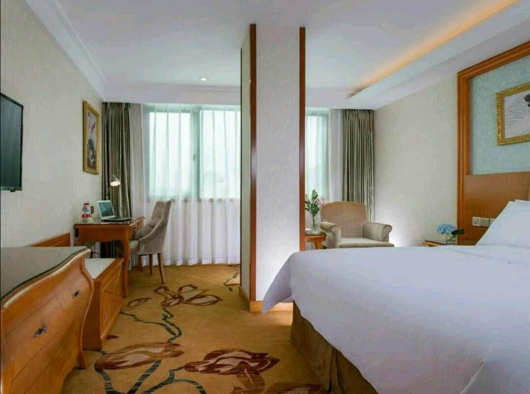 Vienna Hotel Quanzhou  Exterior photo