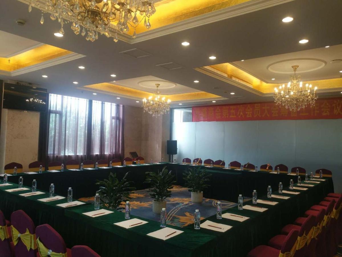Vienna Hotel Quanzhou  Exterior photo